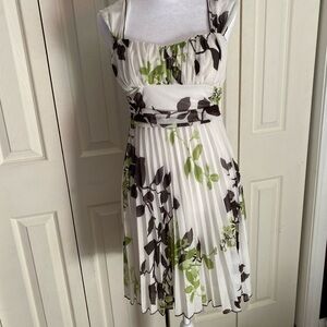 Y2K Floral Print Pleated Dress - White and Green